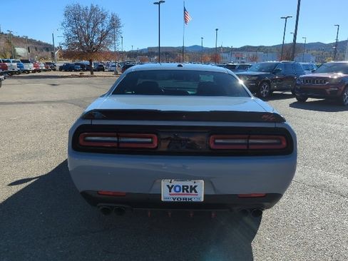 Used 2020 Dodge Challenger R/T w/ Blacktop Package image 5