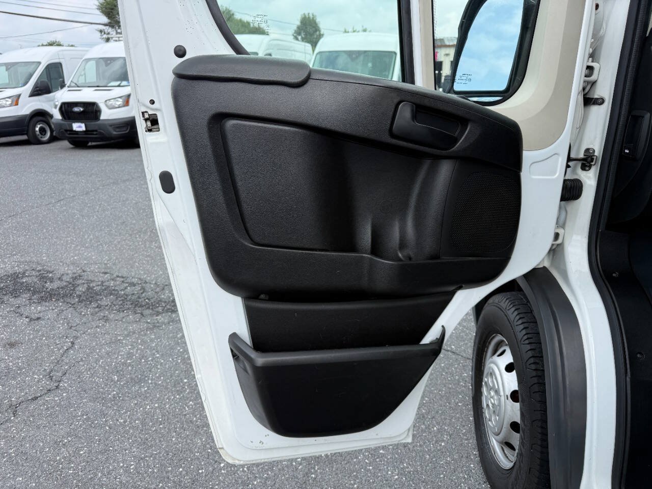 Used 2015 RAM ProMaster 1500 FWD image 11