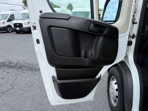 Used 2015 RAM ProMaster 1500 FWD image 11