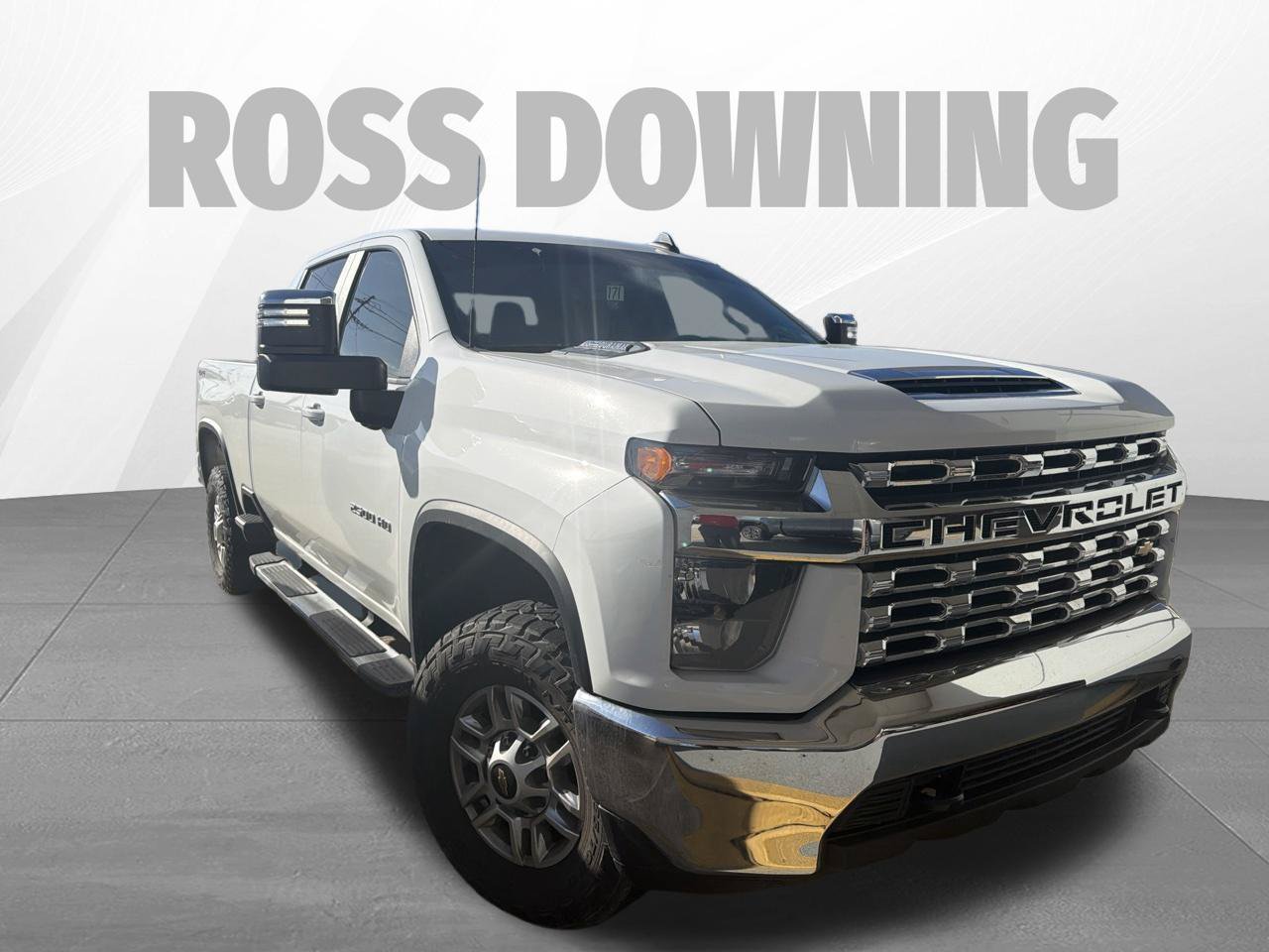 Used 2023 Chevrolet Silverado 2500 LT AWD/4WD image 3