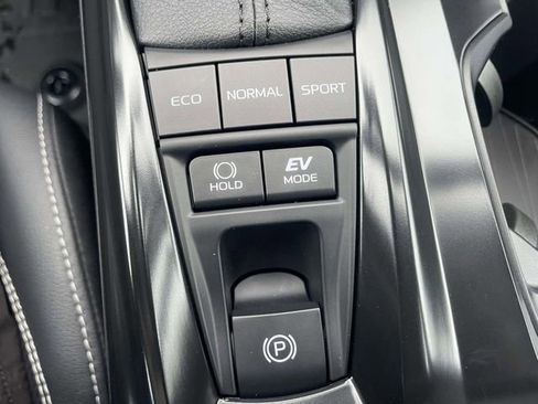 Used 2026 Toyota Camry SE FWD image 54