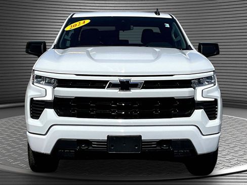Used 2024 Chevrolet Silverado 1500 RST w/ Protection Package AWD/4WD image 2