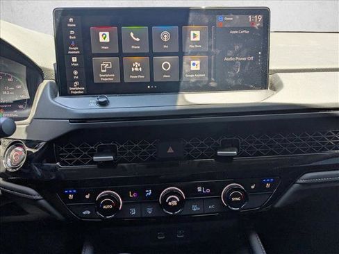 Used 2024 Honda Accord Touring image 14