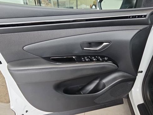 Used 2022 Hyundai Tucson Limited AWD/4WD image 15