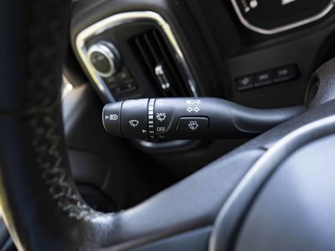 Used 2022 GMC Sierra 3500 Denali w/ Denali Ultimate Package image 25