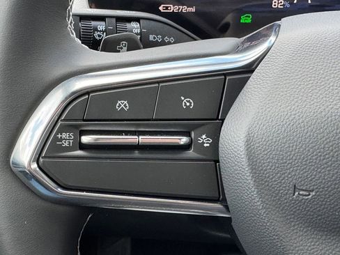 New 2026 Chevrolet Equinox EV LT FWD image 19