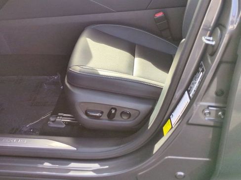 Used 2025 Lexus RX 350 Premium image 13