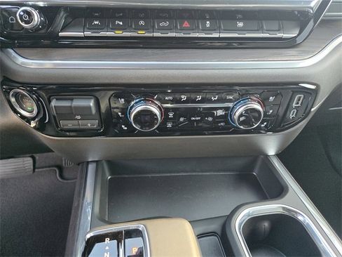 New 2026 GMC Sierra 1500 SLT w/ SLT Premium Package image 16