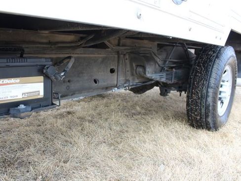 Used 2016 Chevrolet Express 3500 image 20