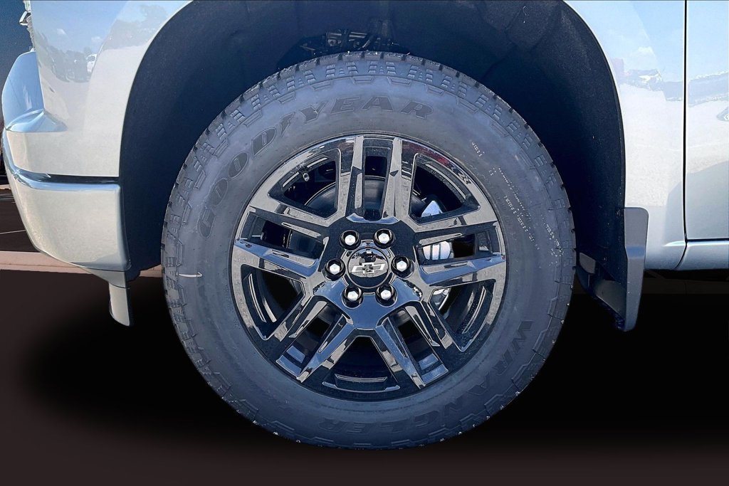 New 2026 Chevrolet Silverado 1500 RST w/ Convenience Package II AWD/4WD image 13