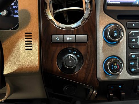 Used 2014 Ford F250 Lariat w/ Lariat Ultimate Package image 10