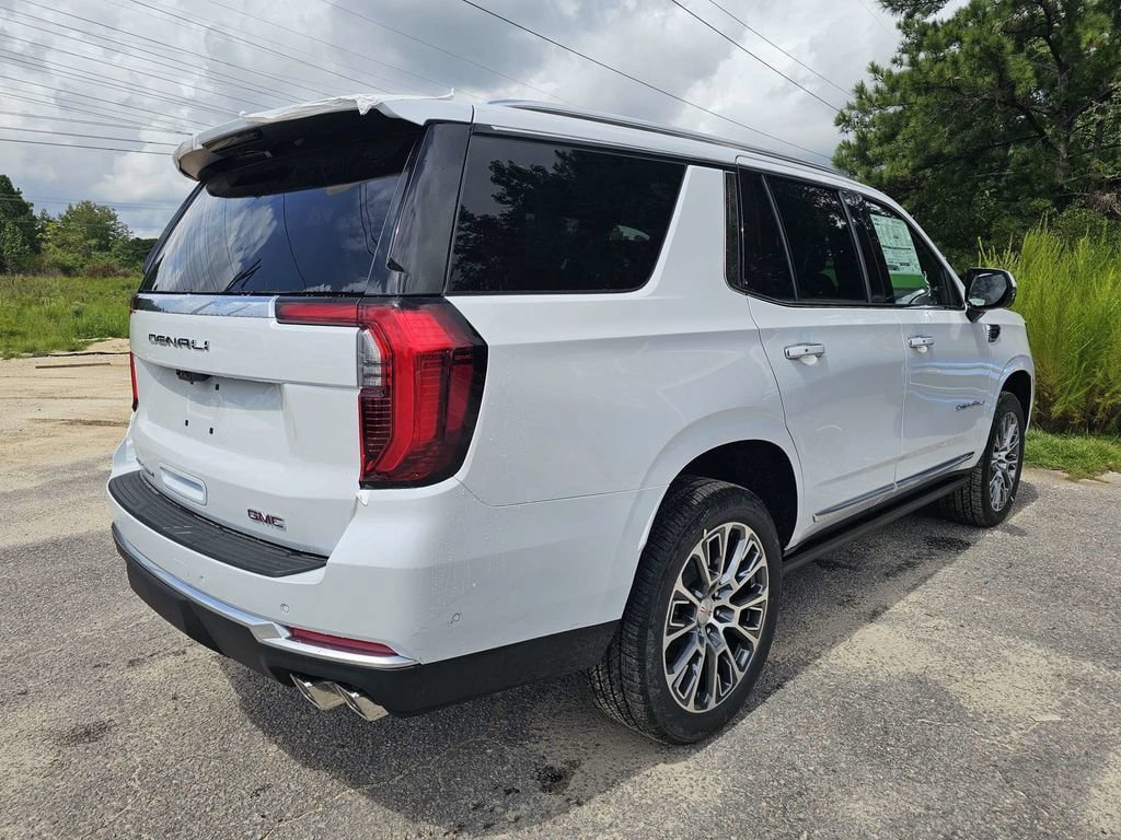 New 2026 GMC Yukon Denali w/ Denali Reserve Package AWD/4WD image 4