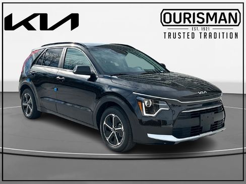 New 2025 Kia Niro EX image 1