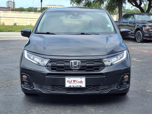 Used 2026 Honda Odyssey Elite image 2