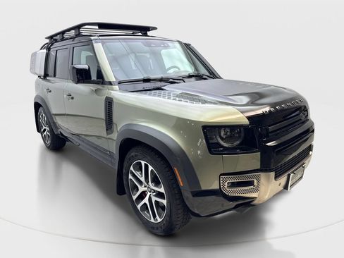 Used 2023 Land Rover Defender 110 X AWD/4WD image 4