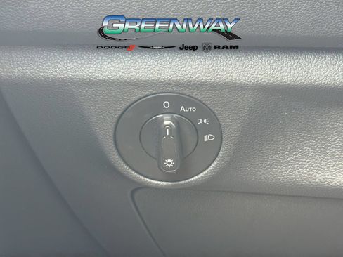 Used 2020 Volkswagen Jetta S FWD image 21