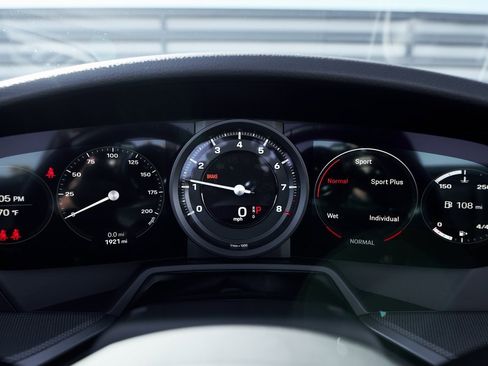 Used 2024 Porsche 911 Carrera 4S image 50