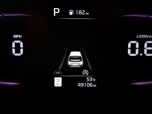 Used 2023 Kia Soul LX w/ LX Technology Package FWD image 22