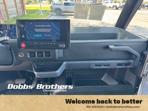 Used 2024 Chevrolet Brightdrop 600 w/ Commercial Equipment Package AWD/4WD image 20