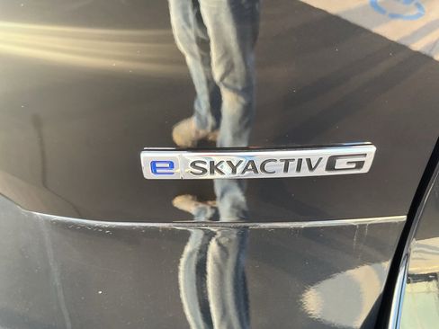 Certified 2025 MAZDA CX-90 3.3 Turbo w/ Preferred Package image 37