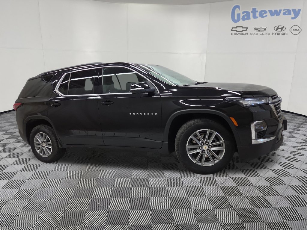 Used 2022 Chevrolet Traverse LT AWD/4WD 360° Tour