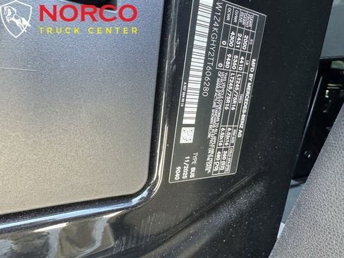 Used 2026 Mercedes-Benz Sprinter 2500 image 25