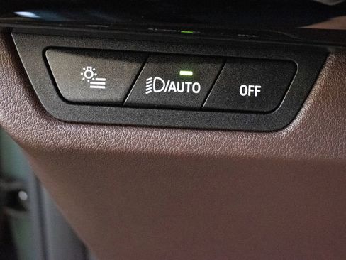 Certified 2025 BMW X1 xDrive28i image 20