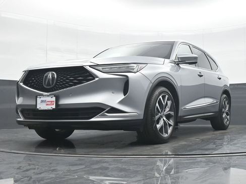 Used 2024 Acura MDX SH-AWD w/ Technology Package image 27