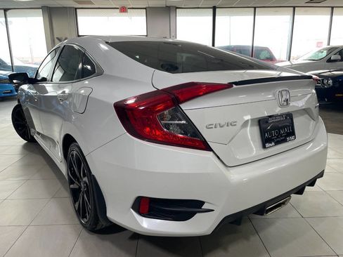 Used 2019 Honda Civic Sport image 5