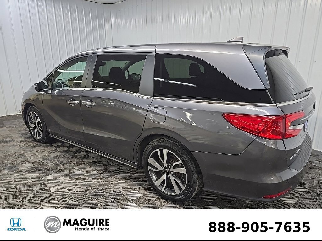 Used 2024 Honda Odyssey Touring image 9