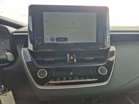 Used 2024 Toyota Corolla LE image 8