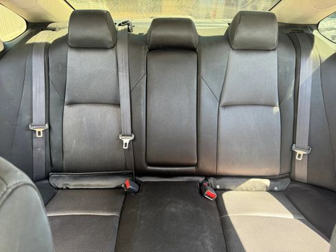 Used 2019 Honda Accord LX image 27