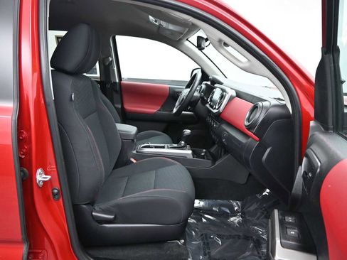 Used 2023 Toyota Tacoma SR5 image 11