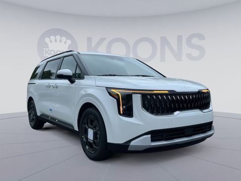 New 2026 Kia Carnival EX FWD image 18