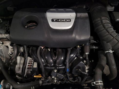 Used 2018 Hyundai Elantra Sport FWD image 30