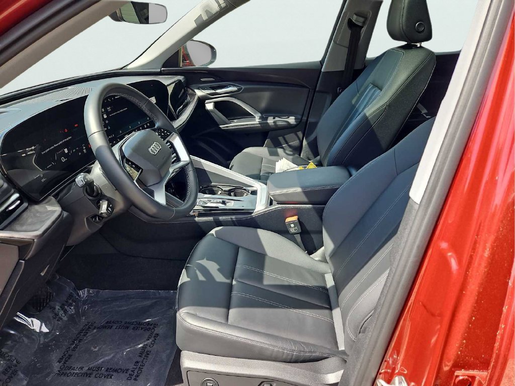 Certified 2025 Audi Q5 Premium w/ Premium Plus AWD/4WD image 16