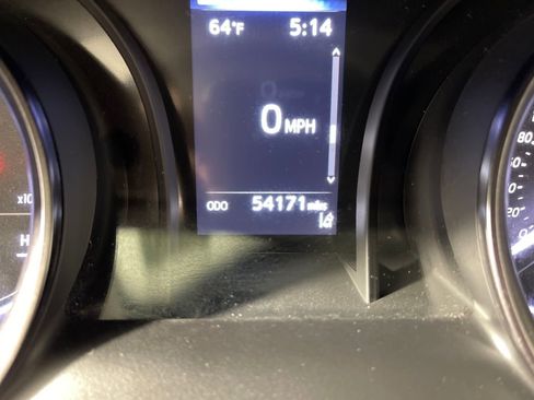 Used 2023 Toyota Camry SE image 22