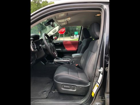 Used 2023 Toyota Tacoma SR5 image 14