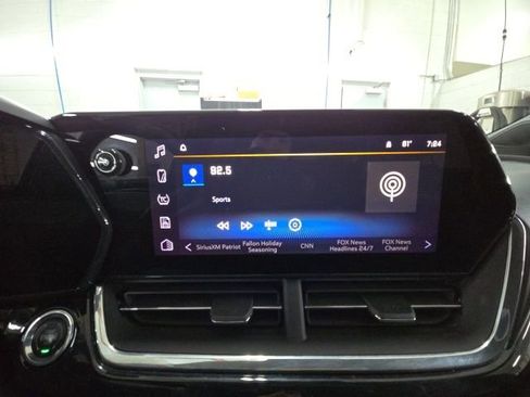 Used 2024 Chevrolet Trax RS w/ Driver Confidence Package image 28