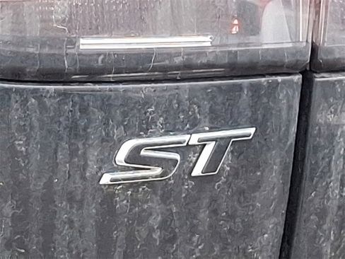 Used 2021 Buick Envision Essence w/ Sport Touring Package image 30