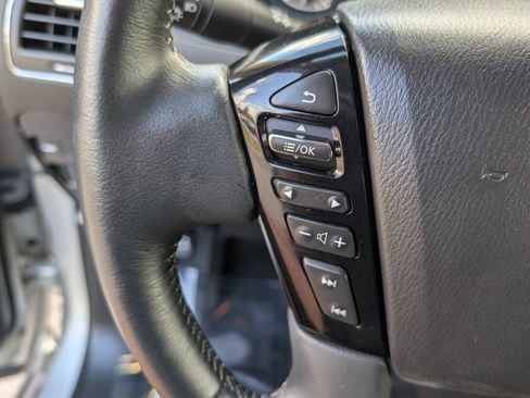 Certified 2021 Nissan Armada SL image 38