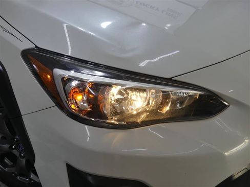 Used 2021 Subaru Crosstrek 2.5i Sport w/ Moonroof Package AWD/4WD image 14