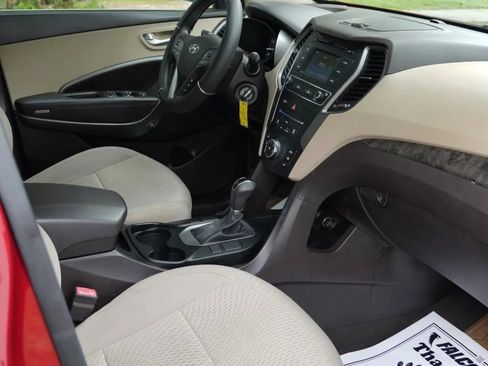 Used 2017 Hyundai Santa Fe Sport FWD image 12