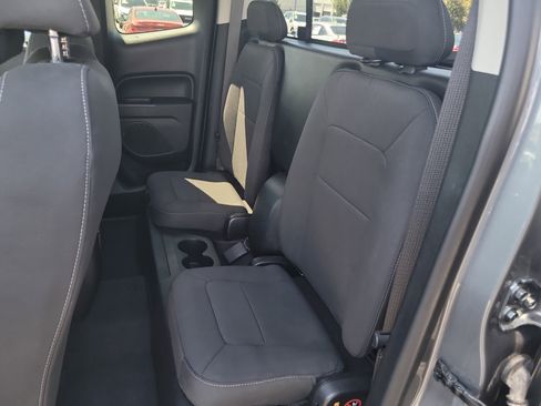 Used 2020 Chevrolet Colorado LT w/ LT Convenience Package image 14