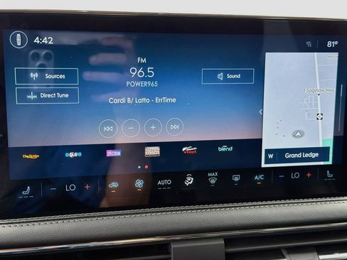 Used 2024 Lincoln Corsair AWD image 17