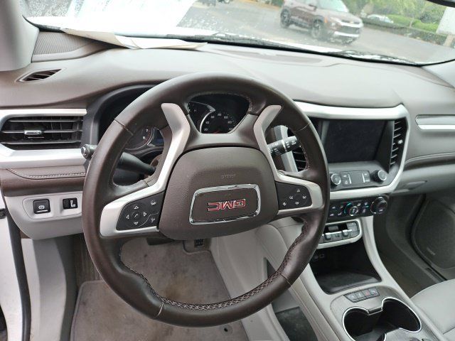 Used 2023 GMC Acadia SLT AWD/4WD image 10