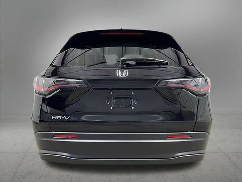 New 2027 Honda HR-V LX image 4