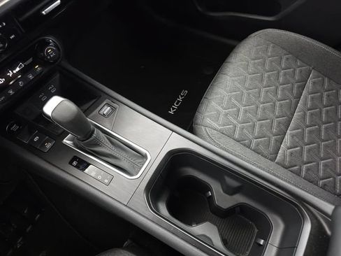 Used 2026 Nissan Kicks SV FWD image 25