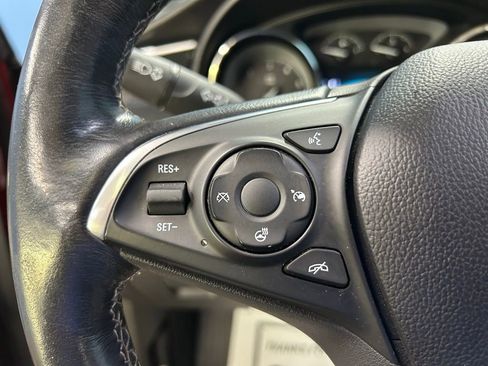 Used 2017 Buick Envision Essence image 19