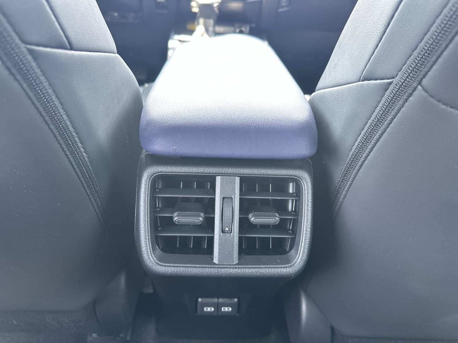 Used 2021 Lexus UX 250h w/ Premium Package AWD/4WD image 11